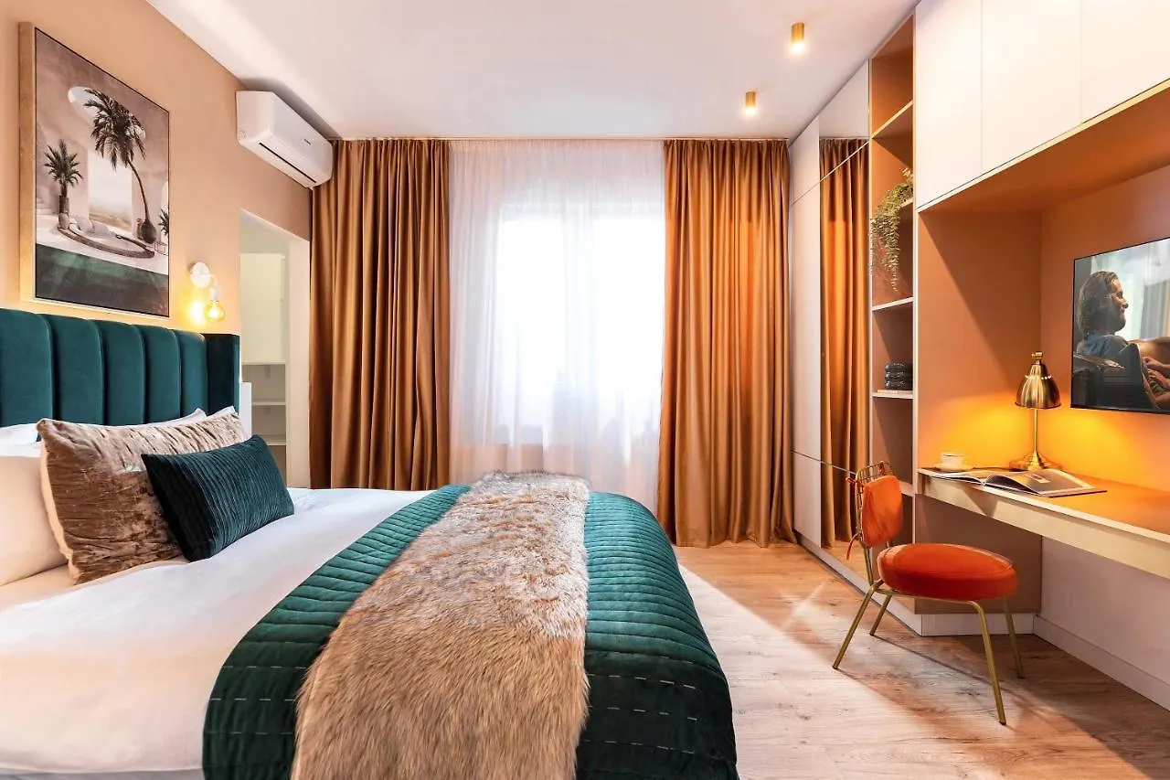 Apartment Qult - Paradiso Perduto Bucharest Romania
